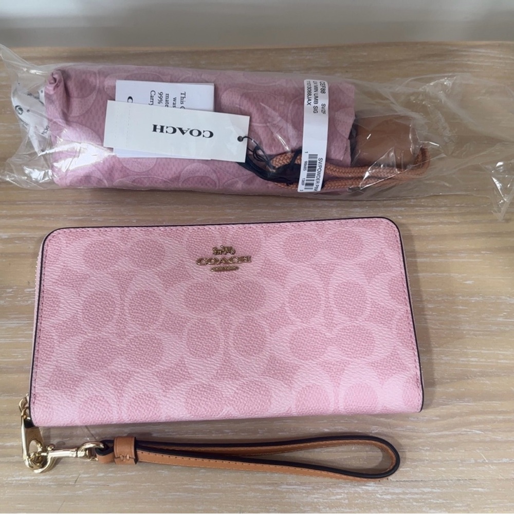 Coach Powder Pink Signature Large Zip Around Wallet and Umbrella 🌸